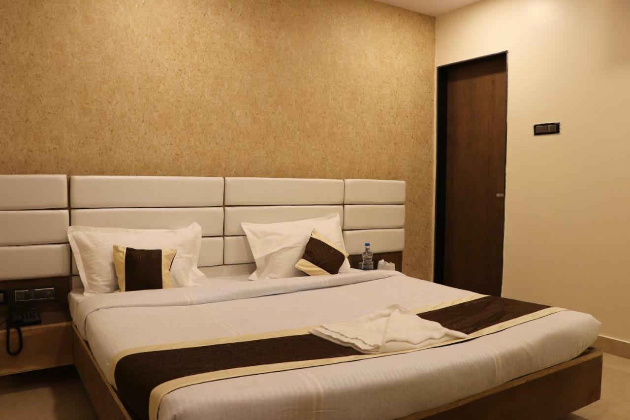 Ganesh Bhavan By Vinayak Hotels Brahmapur Exterior photo