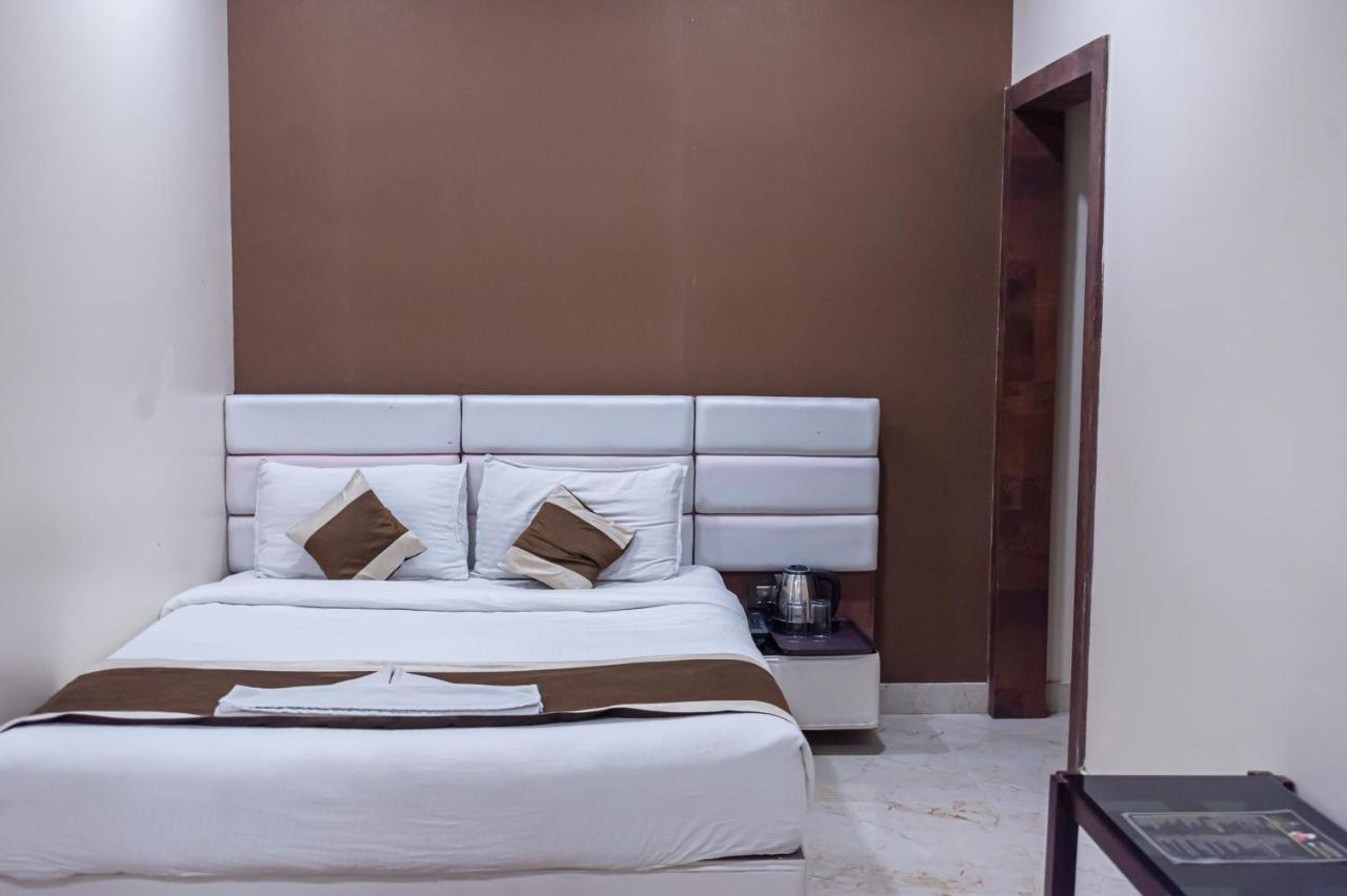 Ganesh Bhavan By Vinayak Hotels Brahmapur Exterior photo